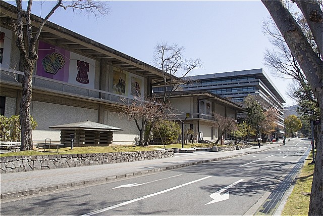 奈良県立美術館