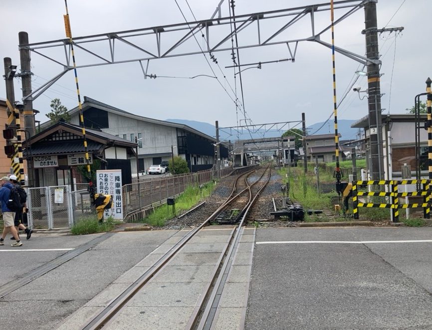 三輪駅 写真